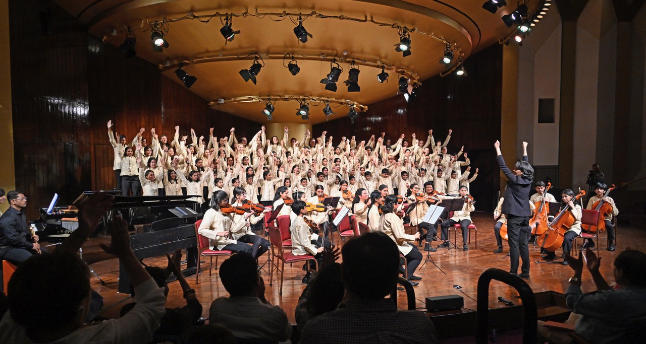 Ulmer Spatzen Chor & The Singng Tree in Mumbai